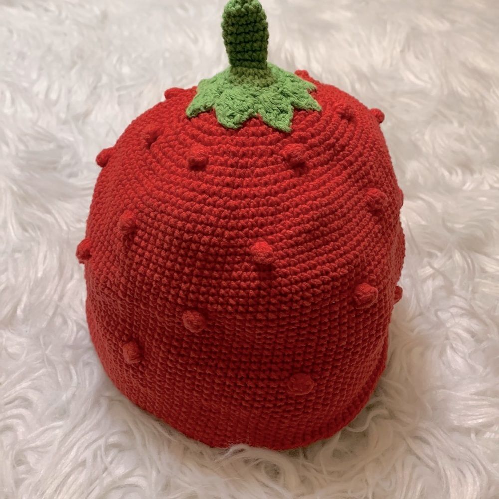 🟢3 for $20——-Beanie HAND MADE strawberry beanie cotton size medium